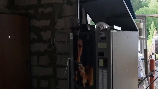 Большая гаражная распродажа смотреть онлайн