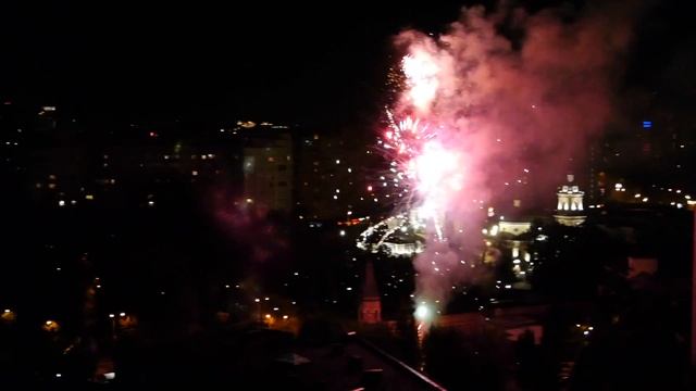 Салют в день города Москвы в 2014 году смотреть онлайн