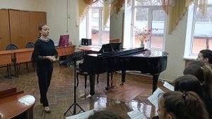 Работа с хором Романова Виктория 2 тур, 4 курс Новороссийский музыкальный колледж им.Д.Д.Шостакович