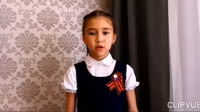 Онлайн - проект "Спасибо за мирное небо!" Сергей Орлов "Сталинград". Читает Аделина Ишмухаметова. смотреть онлайн