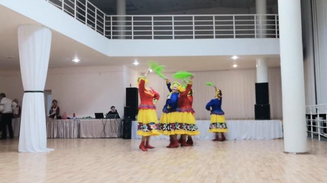 Танец "Печка"- премьера. Декабрь 2021 смотреть онлайн