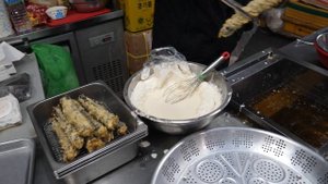 물대신 무가 들어가는 떡볶이? 부산 원조 이가네 무떡볶이, 튀김, 분식맛집  / Spicy Rice Cake "Tteokbokki" / Korean Street Food