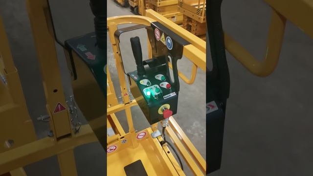 Haulotte Compact 14. Обзор от Вахтанга смотреть онлайн