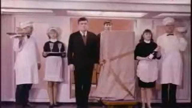 100-тысячный посетитель )) - Фитиль 'Дорогой посетитель', 1969 смотреть онлайн