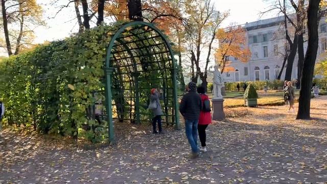 Октябрь 2021 Летний Сад часть 2 ая смотреть онлайн