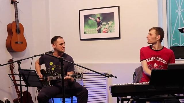 Студент Нестеренко Илья - Мы живы (Cover)/Гитардо(Хабаровск) смотреть онлайн