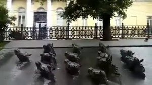 Памятник Шолохову на Гоголевском бульваре