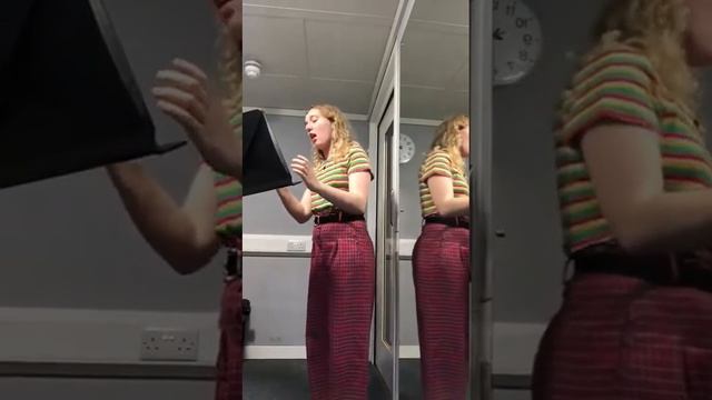 'Senza Mamma' from Suor Angelica by Puccini (sung in Italian) смотреть онлайн