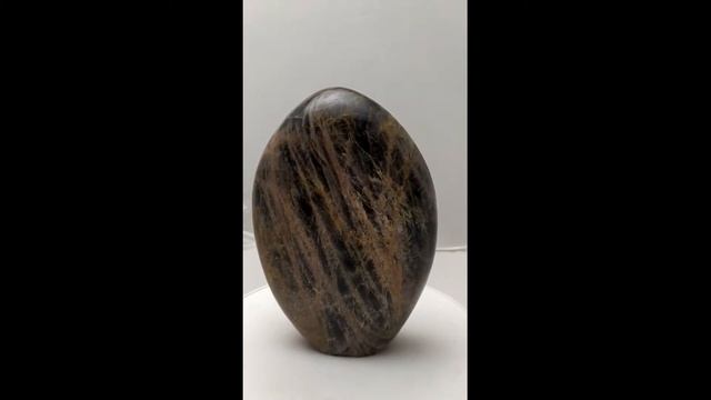 минерал лунный камень черный 3х11х16.5 см