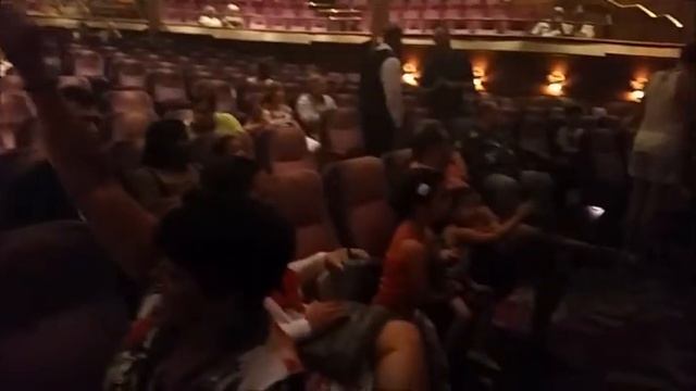 VOTS LA SCALA THEATRE смотреть онлайн