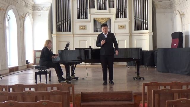 Свиридов "Ой, снова я сердцем широким бедую". Исп. Ци Цзяхао, концертмейстер Галина Крещук. смотреть онлайн