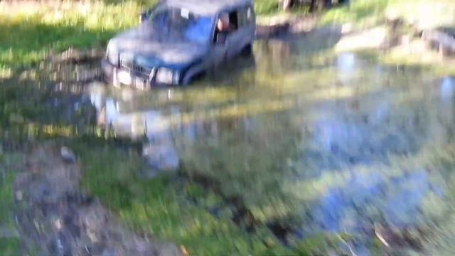 Isuzu против "не большой" лужи смотреть онлайн