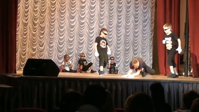 Дом молодёжи "Рекорд" 26.05.2013 смотреть онлайн