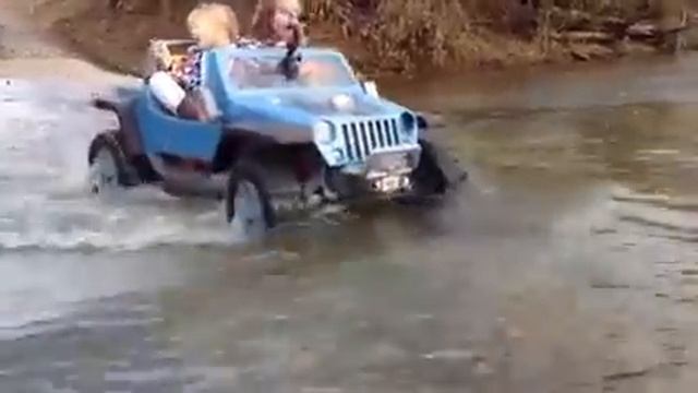 18 Volt Custom Power Wheels Jeep Hurricane Creek Crossing смотреть онлайн