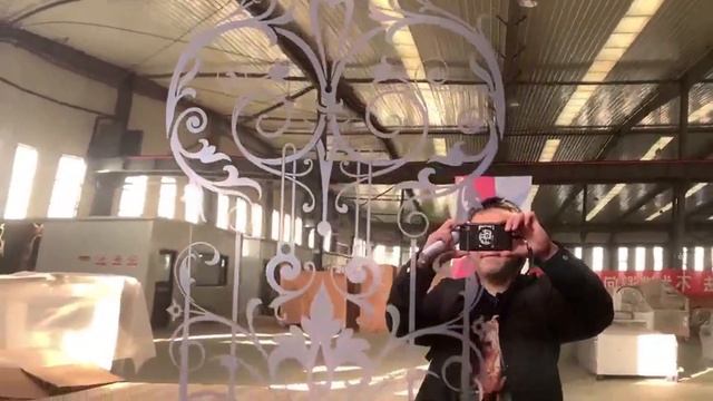 мой завод гравировка на декоративной нержавеющий лист. Для гравировки лифта. смотреть онлайн