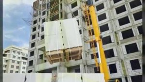 Траверсный захват для поддонов  Триумфальная арка  15 07 2016