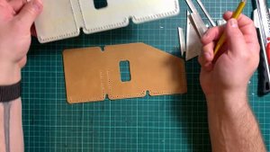 №22 Cardholder / картхолдер из кожи своими руками