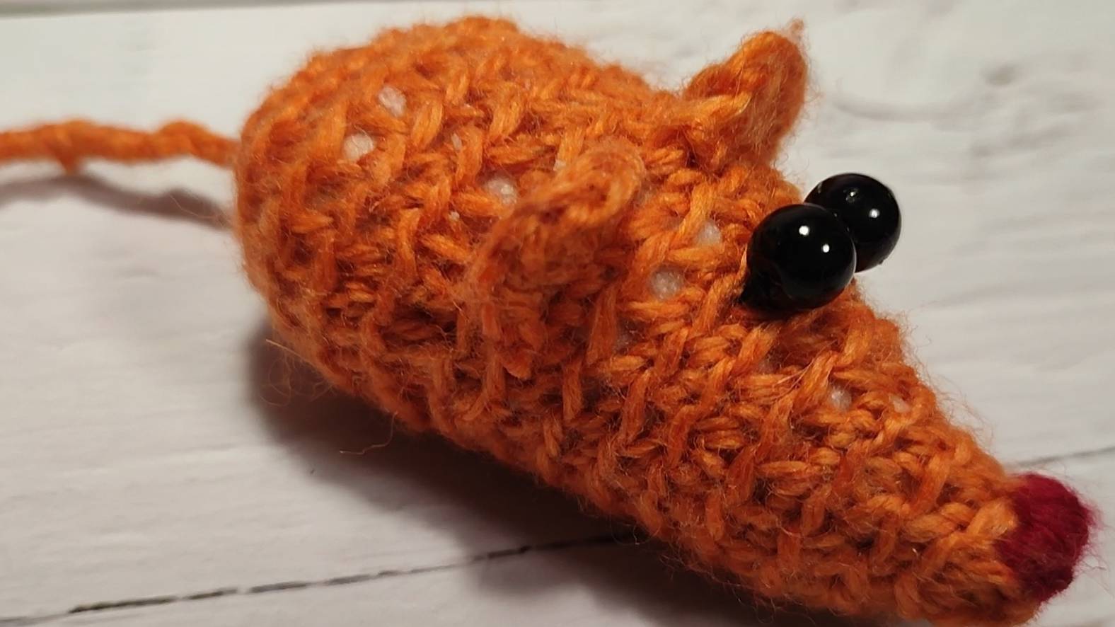 Мама нужна мышь. Вязаная крючком мышь. Мышь своими руками DIY