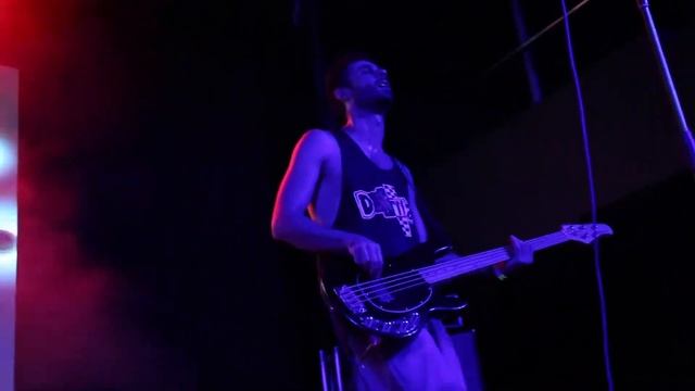 The Locos - Resistiré (30/11/18, Arbat hall, Moscow, julietvideo) смотреть онлайн