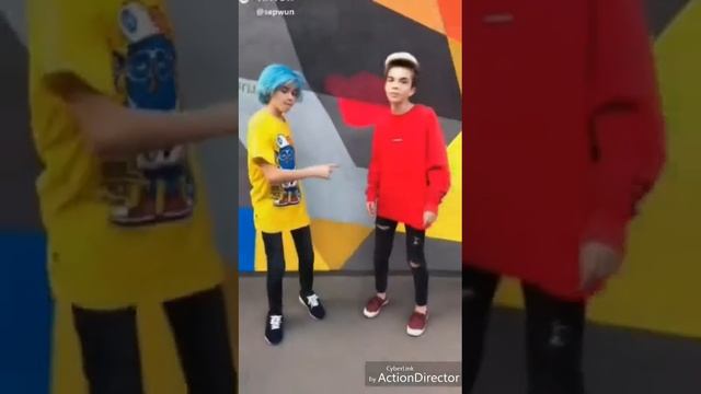 | Mimimisha| У него есть брат? Они с Янгером живут вместе?