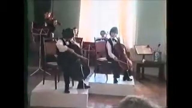 Вивальди Концерт для 2 виолончелей 1 часть