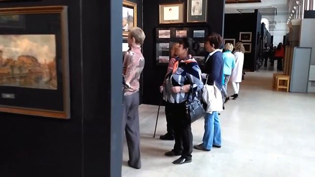 Выставка Сергея Андрияки в Манеже VID 20170504 133130 смотреть онлайн