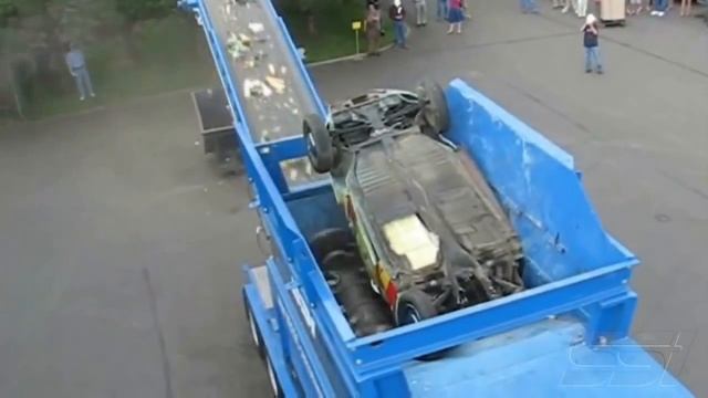 Beast Crusher: Guitar, Tree and Car! Зверь Дробилка: Гитара, Ёлка и Автомобиииииль! смотреть онлайн