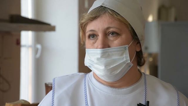 Наша съёмочная группа посетила одну из школ округа чтобы своими глазами увидеть как питаются дети