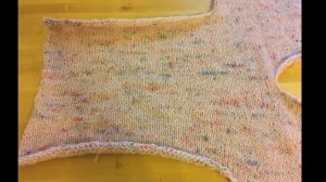 Easy knitted sweater. / Простой свитер на зиму одним полотном.