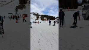 подъем в горы на трассу для начинающих  лыжников #shortvideo #shots