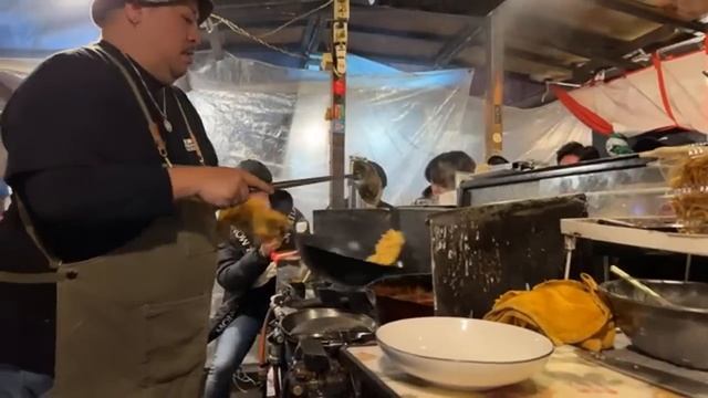 NEW YEARS LIVESTREAM at Fukuoka Yatai Food Stall Ahotare!