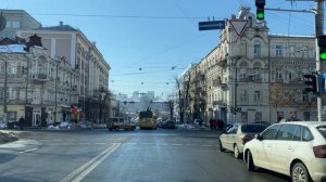 Киев экскурсия очень красивая архитектура зданий. Ж.д. Вокзал.