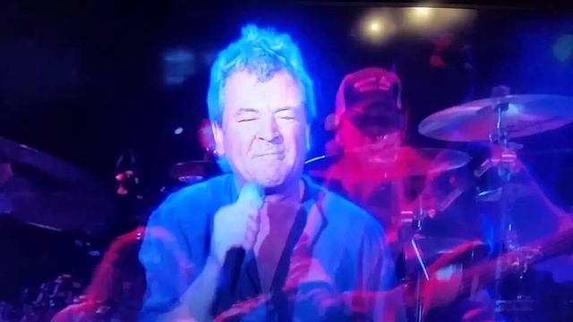 Gillan band 2006 into the fire смотреть онлайн