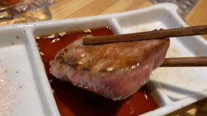 極上黒毛和牛を隠れ家焼肉店で堪能！ 焼肉 - ミナミ - 大阪 | Отведайте лучшие блюда из говядины Куроге Вагю в уютном ресторане