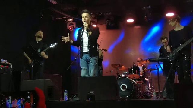 Вадим Мичман - Let it go (Frozen) смотреть онлайн