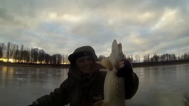 супер улов на жерлицы смотреть онлайн