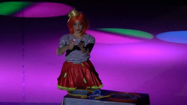 Шоу мыльных пузырей. смотреть онлайн