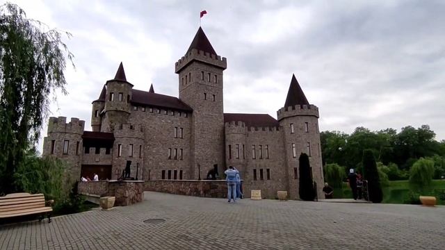 Замок Шато Эркен