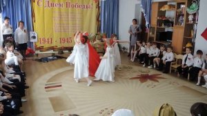 А закаты алые...