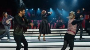 мюзикл День Влюбленных за полторы минуты!