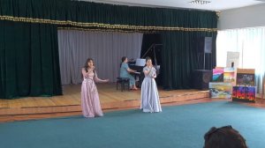 Моцарт- "Дуэт Сюзанны и Графини".