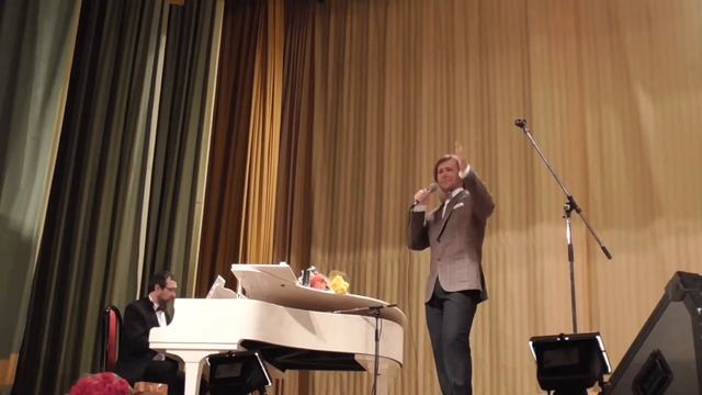Мохнатый шмель. Евгений Южин в ЦДУ 13.04.2018г. 00129