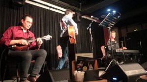 Тимур Шаов
Не ори на жену