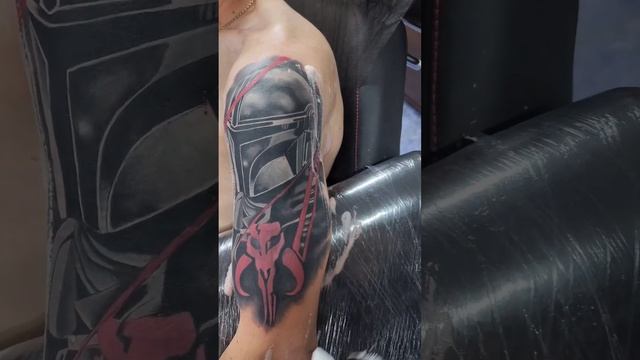 Мандолорец тату кавер #юрга #tattoo #татуировки #мандалорец #мысюрги #tattooartist #2024 #tattooing
