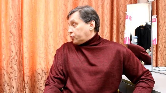 В гримёрке с Олегом Кучиным смотреть онлайн