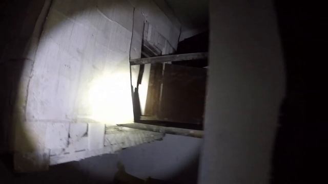 Заброшенный дом офицеров в летном городке Энгельса