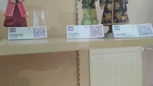 #видеоотдрузей #ТОМСК Выставка графики и выставка кукол. @Елена Грахова