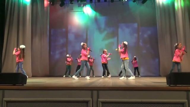 АНСАМБЛЬ ФАНТАЗИЯ "Время выбирает нас" смотреть онлайн