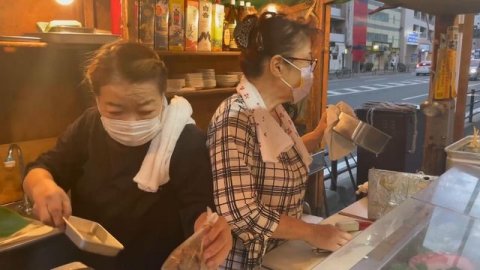 Funny Grandma's Serve Tasty Japanese Yatai Street Food in Fukuoka