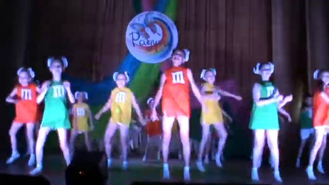 Фантазия ДДТ "Радуга" - Шоколадки смотреть онлайн